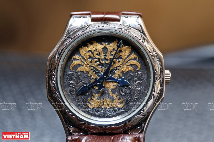 Некоторые красивые и уникальные гравировки циферблатов. (Фото: ИЖВ)