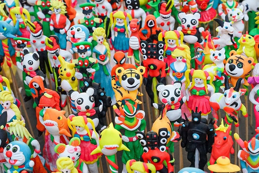 Сегодняшние тoхе представлены в самых разных формах и стилях, от животных до героев мультфильмов и фильмов. (Фото: ВИА)