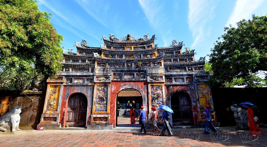 Миеу Мон - ворота в То Миеу, родовой храм королей династии Нгуен в императорском городе Хюэ (Фото: ВИА)