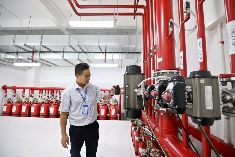 В здании IDC VNPT система противопожарной защиты оснащена современным оборудованием. (Фото: ВИА)