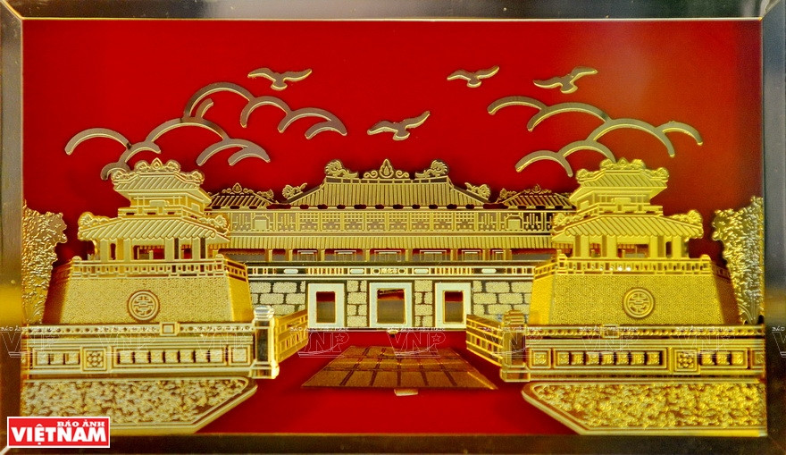 Роспись Цитадели Хюэ, мирового культурного наследия Вьетнама, выполнена из золота. (Фото: ИЖВ)