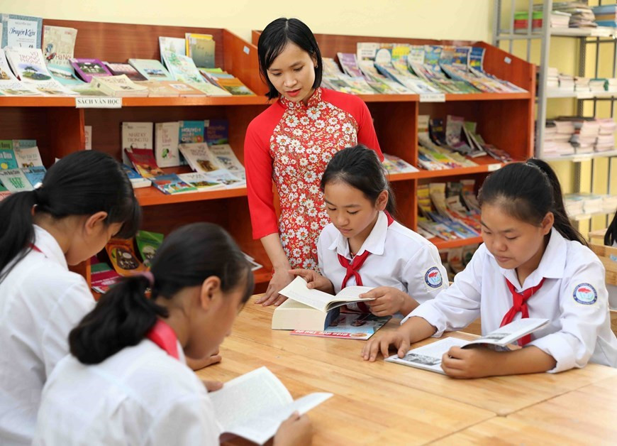 Аозай теперь присутствует на торжественных церемониях и в повседневной жизни, демонстрируя красоту вьетнамских женщин (Фото: ВИА)