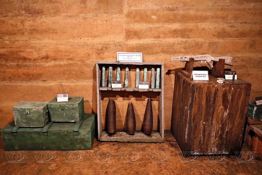 Здесь также представлено оружие, которое использовали вьетнамские солдаты. (Фото: ВИА)