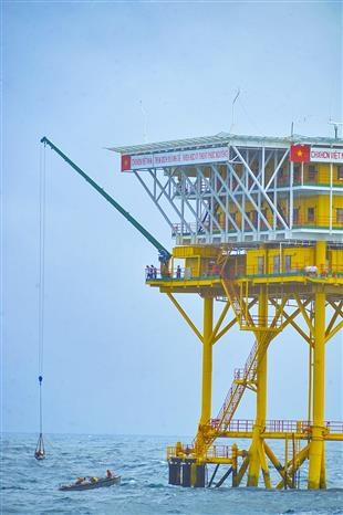 Товары к лунному Новому 2021 году были тщательно подготовлены для солдат и должностных лиц, работающих на платформе DK1 (Фото: ВИА)