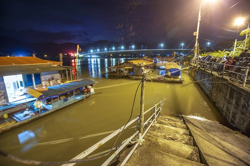 Мирная жизнь жителей рыбацкой деревушки (Фото: ВИA)