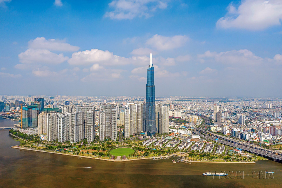 Здание Landmark 81, где расположены отель Vinpearl Luxury Landmark 81 и обсерватория Landmark 81 SkyView, самое высокое здание в Юго-Восточной Азии. (Фото: ВИА)