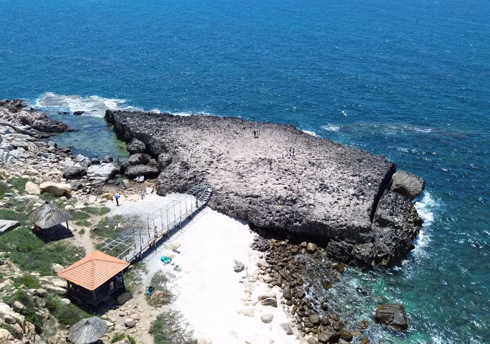 Дикая красота Каменного парка во Всемирном биосферном заповеднике Нуйчуа, провинция Ниньтхуан. (Фото: ВИА)
