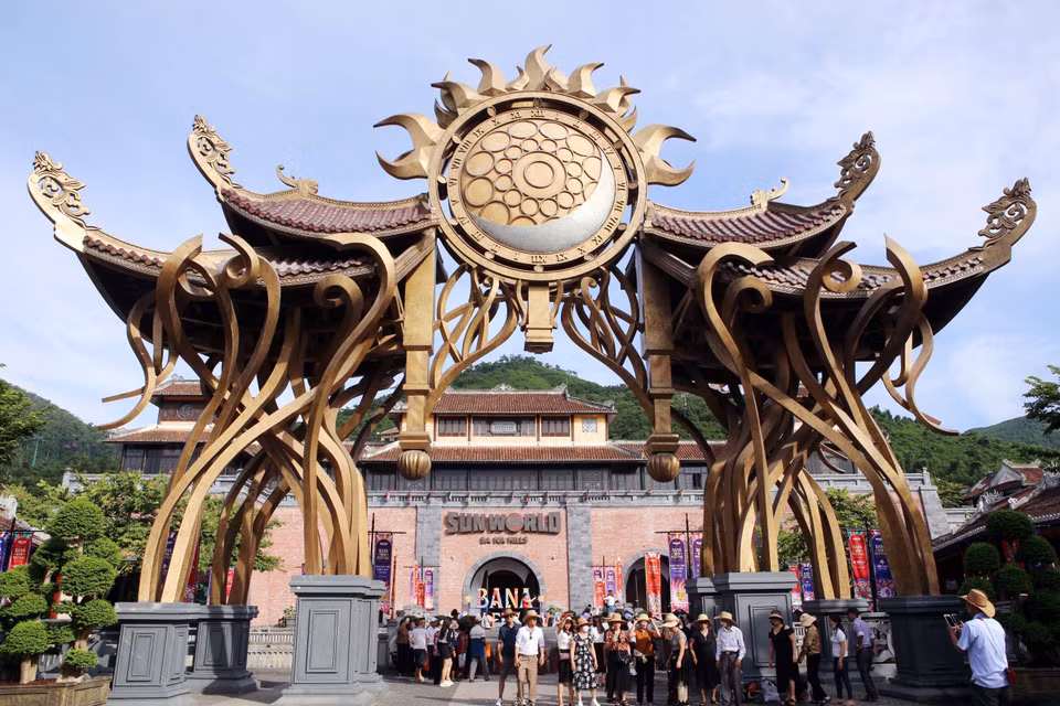 Туристическая зона Sun World Ba Na Hills – направление, привлекающее большое количество туристов, путешествующих по центральному региону. (Фото: ВИА)