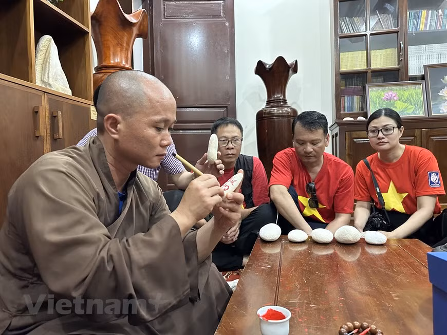 Nhập mô tả cho ảnh