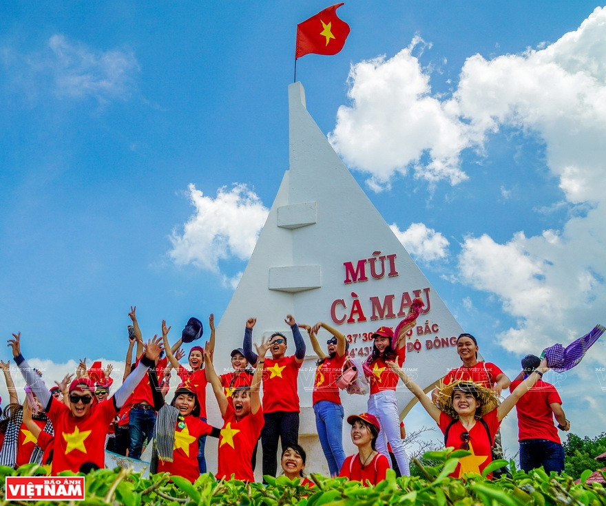 Символ лодки Датмуй в Национальной туристической зоне мыса Камау. (Фото: ИЖВ)