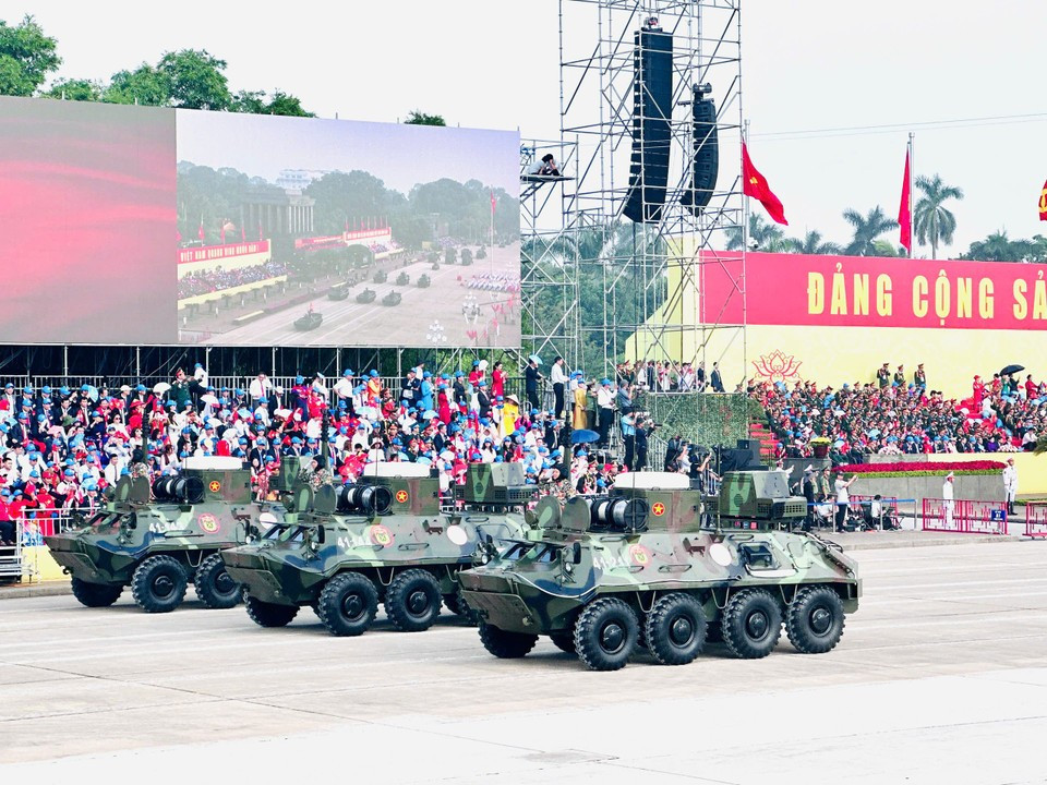 Парад отражает величие и историческое значение Августовской революции, приведшей к созданию Демократической Республики Вьетнам. (Фото: Vietnam+)