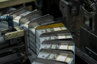 Поток денежных переводов продолжает сохранять стабильные темпы роста. Источник: ВИА.