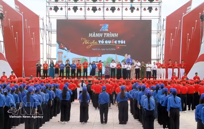 16 мая в провинции Нгеан стартовала программа «Я люблю свою Родину» 2026 года. (Фото: ВИА)