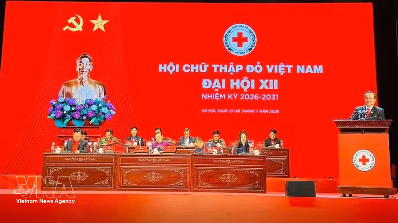 Президиум съезда руководит его работой. Фото: Vietnam+.