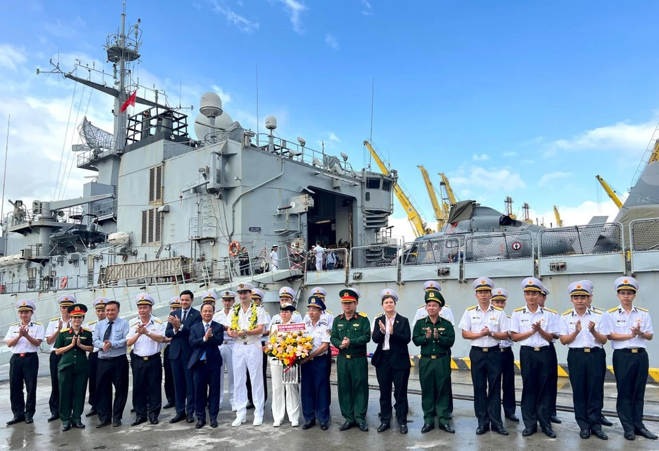 Визит способствует укреплению взаимопонимания, обменов и сотрудничества, внося вклад в упрочение всеобъемлющего стратегического партнерства между Вьетнамом и Францией. (Фото: Vietnam+)