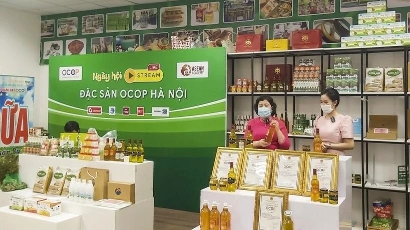 Ханой имеет преимущество в виде 1350 ремесленных деревень, что составляет 40% ремесленных деревень по всей стране — это «колыбель» потенциала для разработки продукции OCOP (Фото: doanhnghieptiepthi.vn)