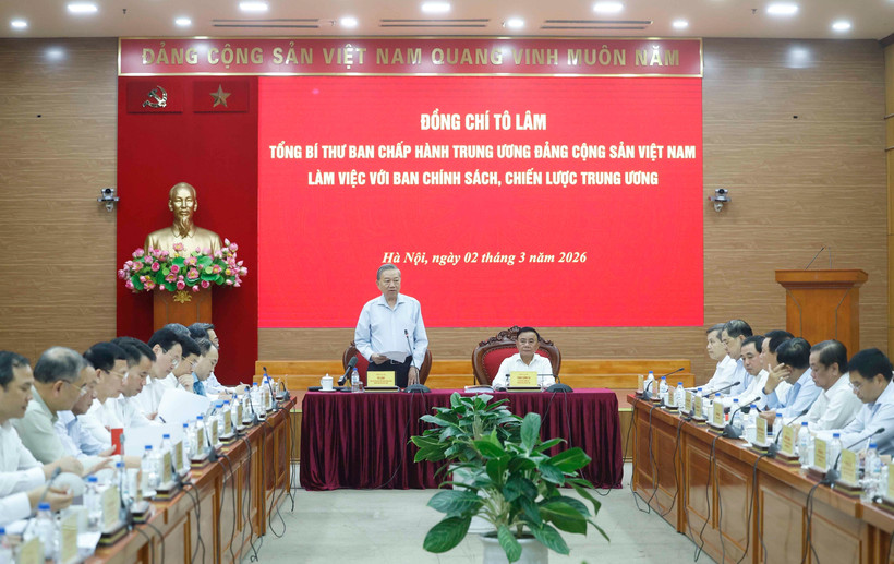 Генсек То Лам выступил с речью (Фото: ВИА) 