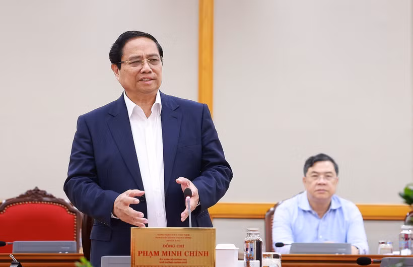 Премьер-министр Фам Минь Тьинь работал с Постоянным бюро парткома провинции Анзянг (Фото: ВИА)