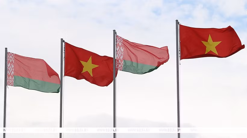 Секретарь Совбезопасности Беларуси прибыл во Вьетнам для переговоров