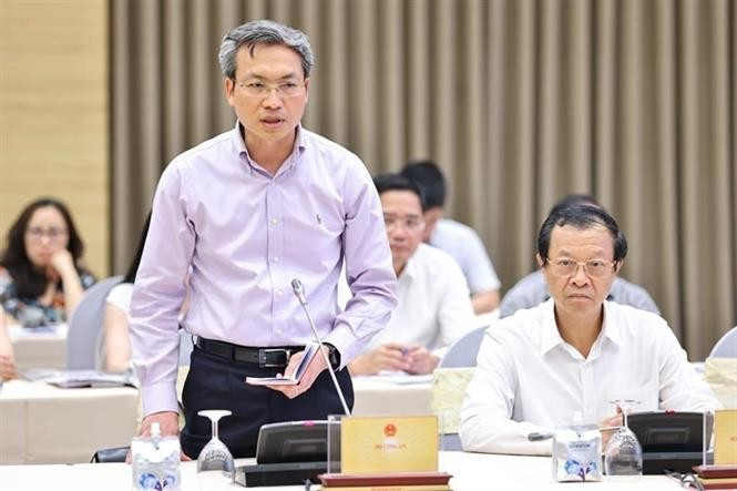 Генерал-майор Нгуен Куок Тоан - официальный представитель МОБ отвечает на вопросы журналистов (Фото: ВИА)