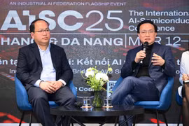 На пресс-конференции, посвященной международной конференции по искусственному интеллекту и полупроводникам 2025 года, 14 февраля. Фото: Вьетнам+