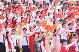 Культурно-спортивная колонна на параде, посвящённом 80-летию Национального праздника 2 сентября. (Фото: ВИА)