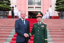 Генерал армии Фан Ван Зянг и помощник Президента, председатель Морской коллегии Российской Федерации господин Николай Патрушев перед началом переговоров. Фото: ВИА.