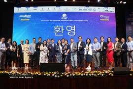 Делегация руководителей, представителей ассоциаций и предприятий Вьетнама на церемонии открытия IndiaSoft 2026. Фото: ВИА.