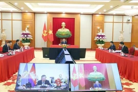 Генеральный секретарь Центрального комитета Коммунистической партии Вьетнама То Лам провел телефонные переговоры с председателем Народной партии Камбоджи (НПК) Хун Сеном (Фото: ВИA)