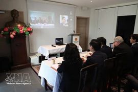 В семинаре также приняли участие представители профильных министерств и ведомств Вьетнама в онлайн-формате. Фото: ВИА.