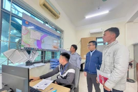 Все данные о входе и выходе рыболовных судов в порт Латьбанг интегрированы и синхронно передаются между системой управления Министерства национальной обороны и национальной базой данных рыбного хозяйства (VNFishbase). Фото: ВИА.