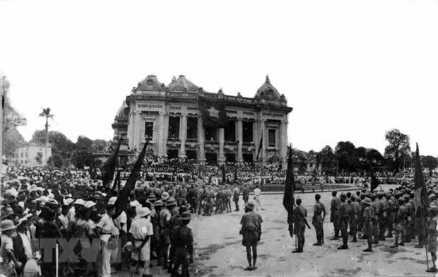 Августовская революция 1945 г. (Фото из архива / ВИА)