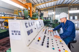 Правительство ставит цель выделить 3% от общего объема бюджетных расходов на науку и технологии в 2025 году. (Фото: ВИA)