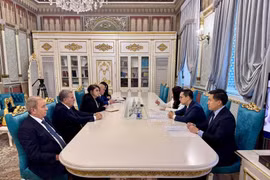 Рабочая встреча делегации Академии общественных наук Вьетнама (VASS) с представителями Национальной академии наук Азербайджана (ANAS) (Фото: ВИА) 