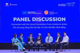Дискуссионная панель в рамках мероприятия Cyber Day 2025 – “Being Well – Being Me”, состоявшегося в Ханое 11 октября.(Фото: ВИА)