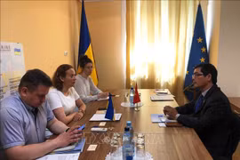 На рабочем совещании"