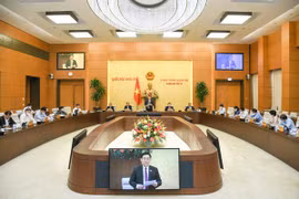 Постоянный комитет Национального собрания Вьетнама издал План от 4 августа 2022 года №283/KH-UBTVQH15 «О проведении депутатских слушаний на 14-м заседании ПК НС». (Фото: ВИА)