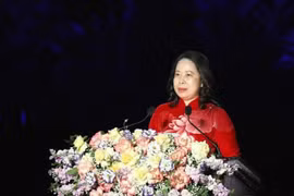 Вице-президент Во Тхи Ань Суан выступает на церемонии открытия фестиваля Ниньбинь – Чанган 2023. (Фото: ВИA) 