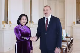 Вице-президент Вьетнама Данг Тхи Нгок Тхинь встретилась с Президентом Азербайджана Ильхамом Алиевым