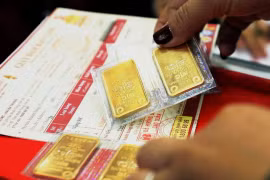 На предыдущем аукционе, состоявшемся 8 мая, были успешно проданы 34 лота на сумму 3 400 таэлей, а победителями стали три участника. (Фото: ВИA)