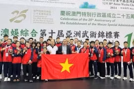 Сборная Вьетнама на чемпионате Азии по ушу 2024 года. (Фото: toquoc.vn)