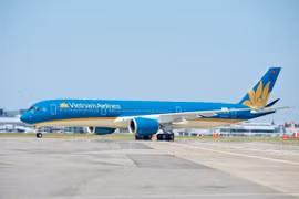 Самолет Vietnam Airlines