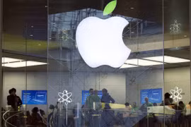 Apple отчиталась о рекордных квартальной выручке и прибыли