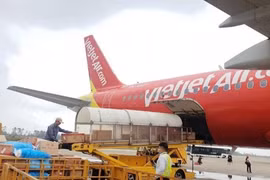 Самолет Vietjet, перевозящий гуманитарные грузы (фото любезно предоставлено Vietjet)