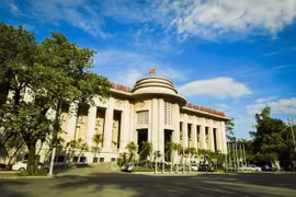 Здание Государственного банка Вьетнама в Ханое. (Фото: Vietnam+)