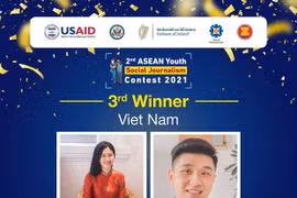 Два студента Хоанг Нгуен Нят Ви и Фам Куанг Винь. (Фото: Vietnam+)