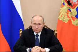 Президент В.В.Путин поздравил президента Нгуен Суан Фука. (Фото: Интернет)