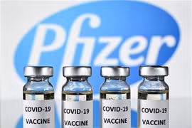 Вакцина Pfizer против COVID-19 (Фото: AFP / ВИА)