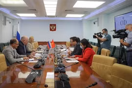 На встрече. (Фото: ВИА)