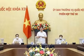 Председатель НС Выонг Динь Хюэ выступает на мероприятии (Фото: ВИA)